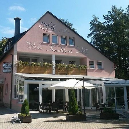 Hotel Konditorei Cafe Dora Munchberg Exterior photo